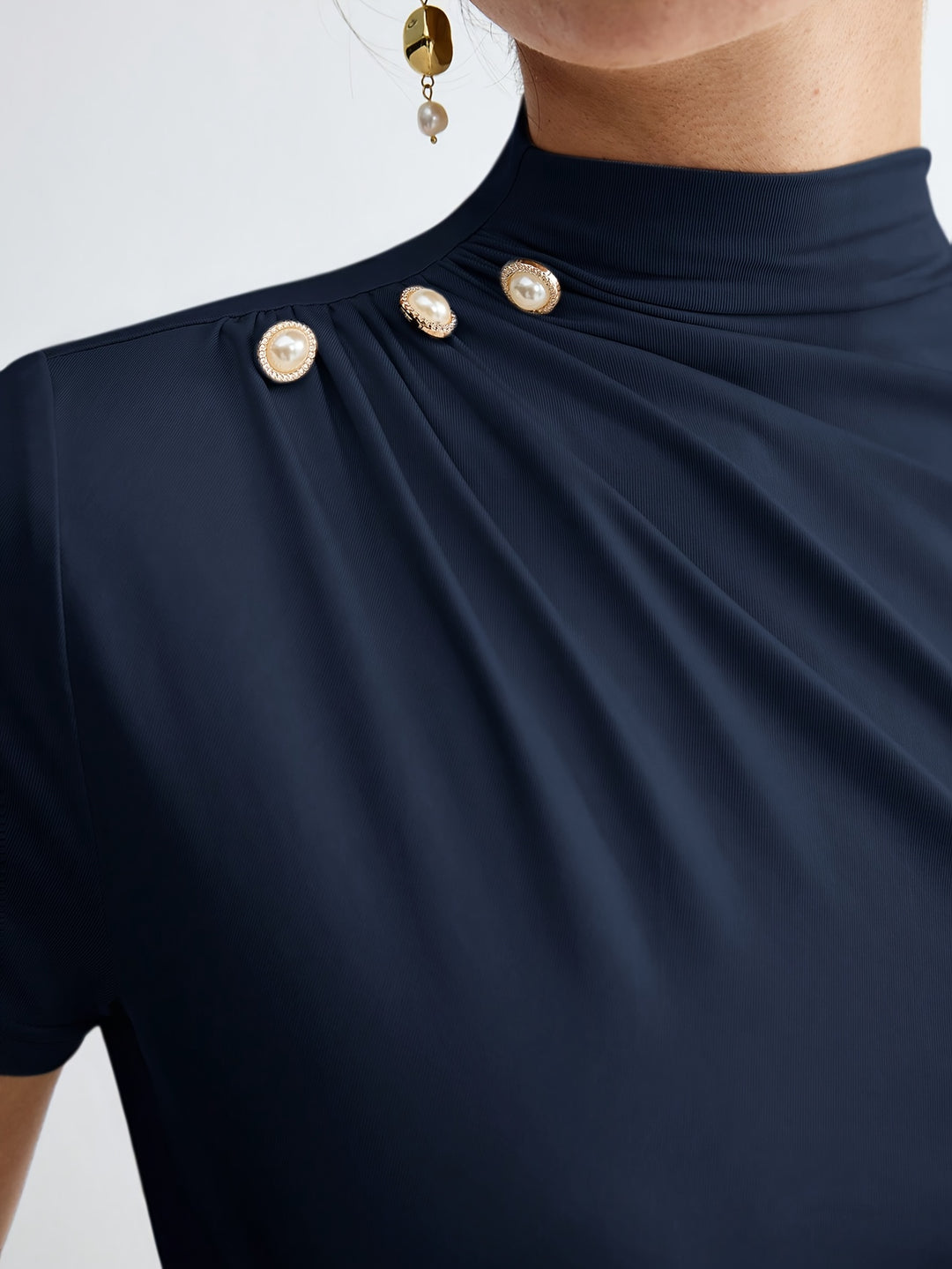 Hazel | Fitted Mock-Neck Top