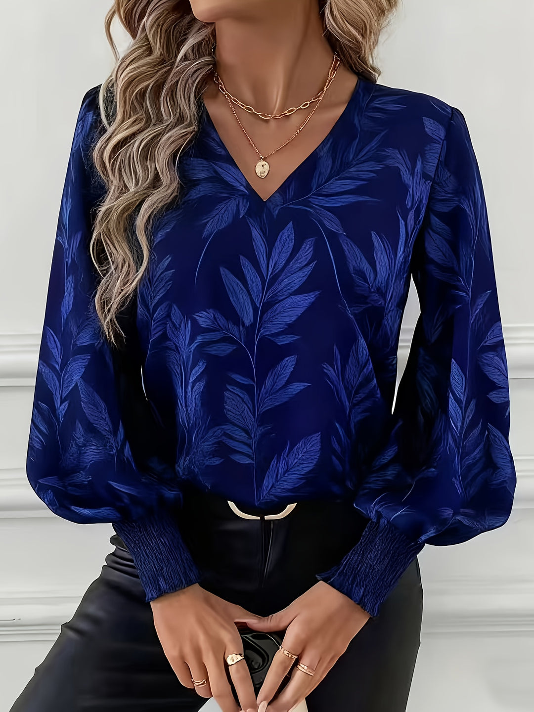 Lorna | Graceful V-Neck Lantern-Sleeve Blouse