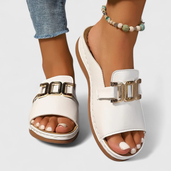 Senna | Comfortable Buckle Everyday Sandals