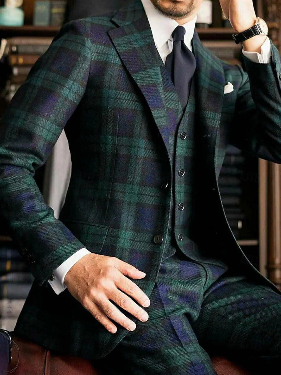 Warren | Stylish Single Breasted Two-buttons 3 Piece Suit
