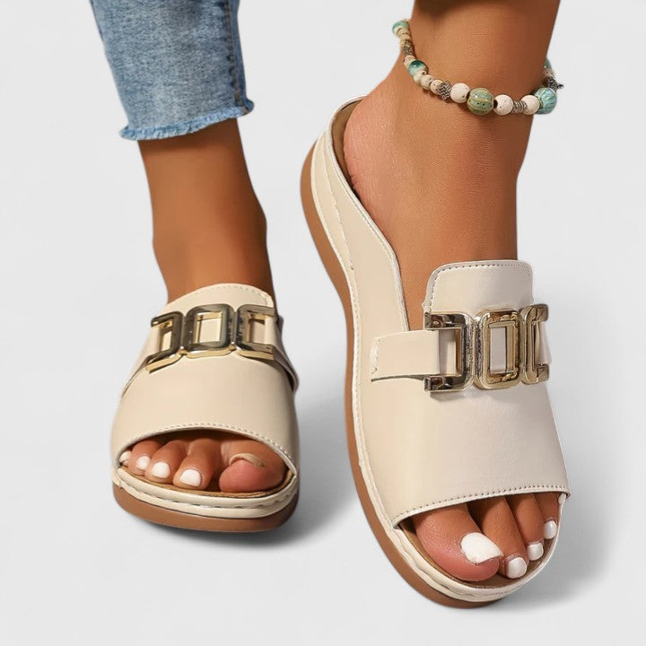 Senna | Comfortable Buckle Everyday Sandals