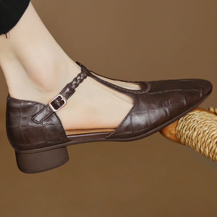 Freya | Classic Strap Shoes