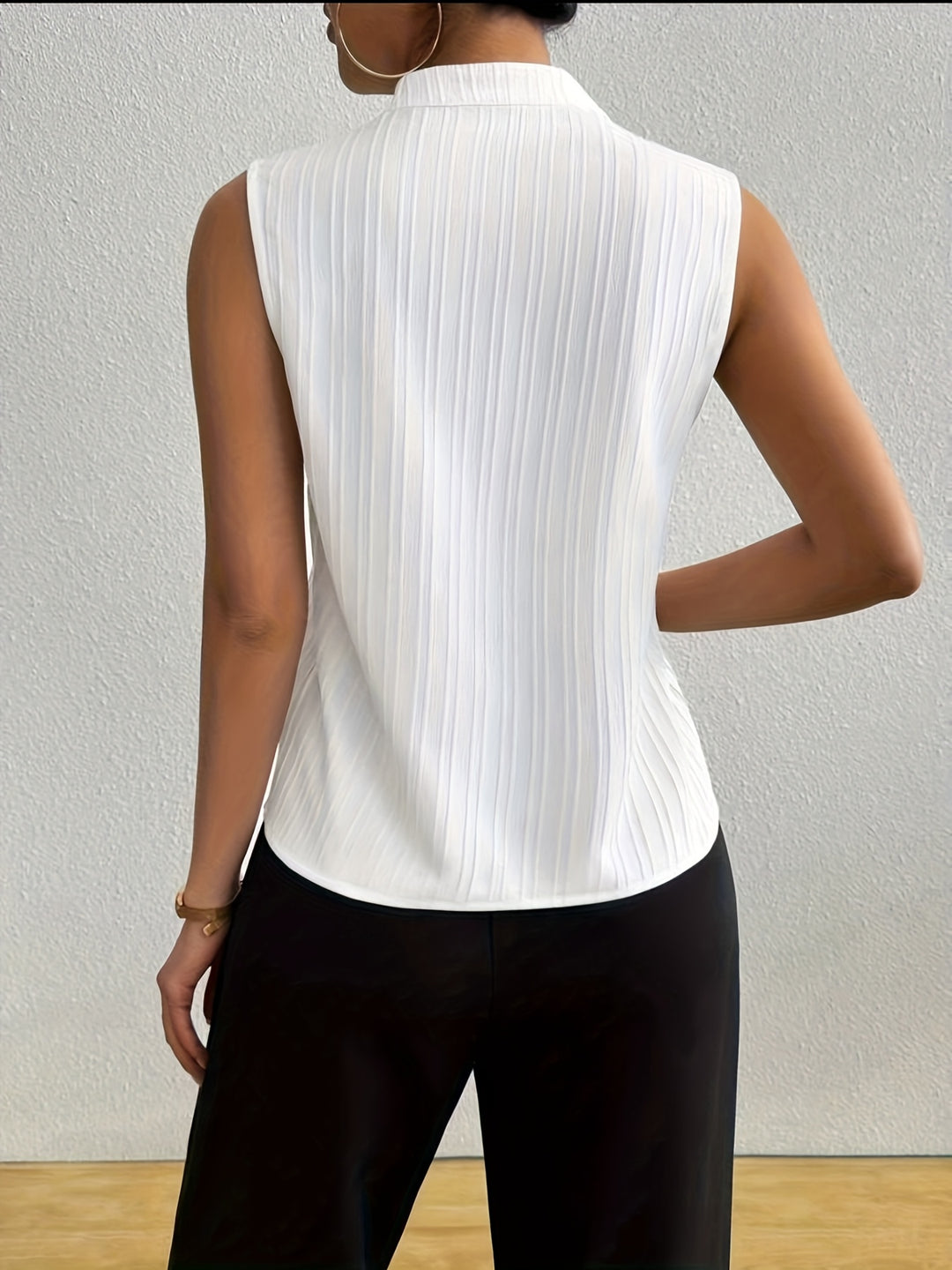 Greta | Striped Sleeveless V-Neck Top