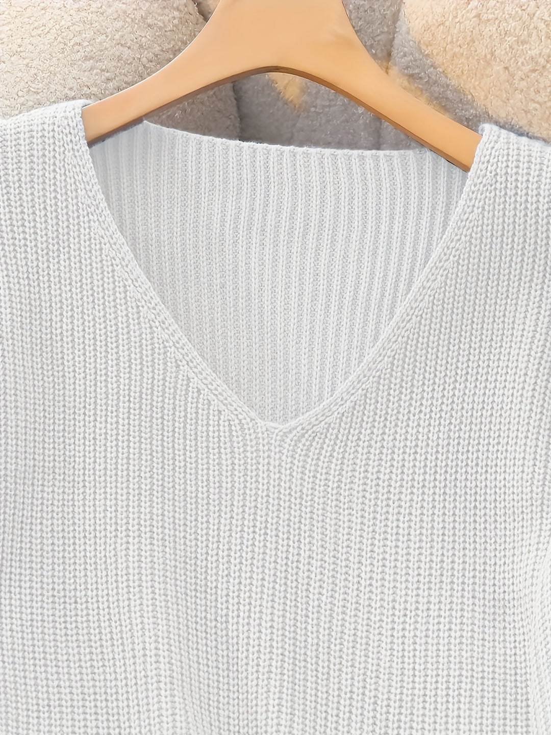 Elspeth | Button-Cuff V-Neck Jumper