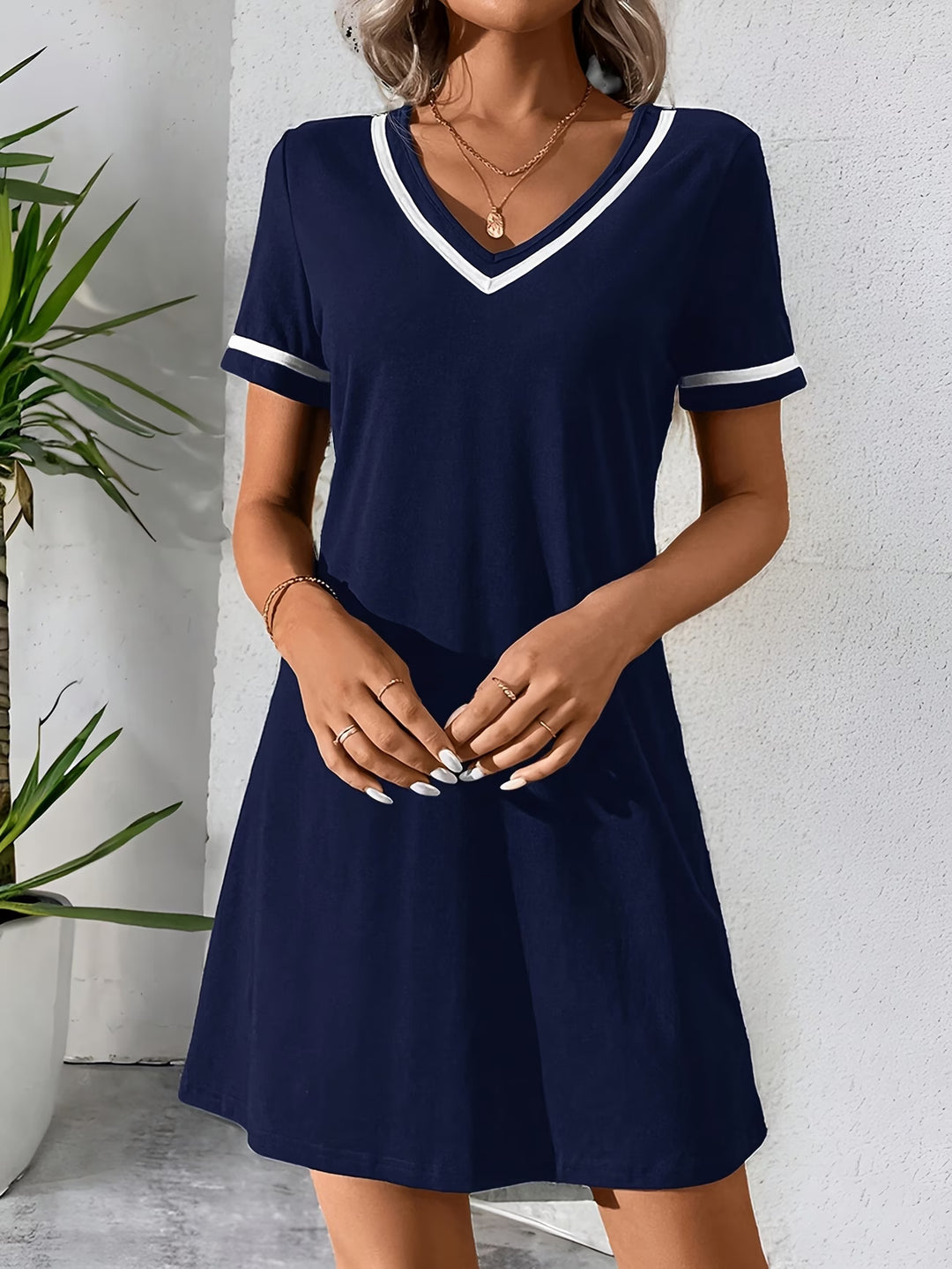 Viona | Casual V-neck Color-Block Dress