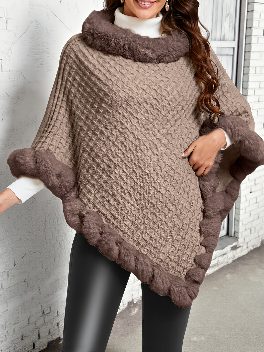 Rosabel | Cosy Fur-Trim Poncho