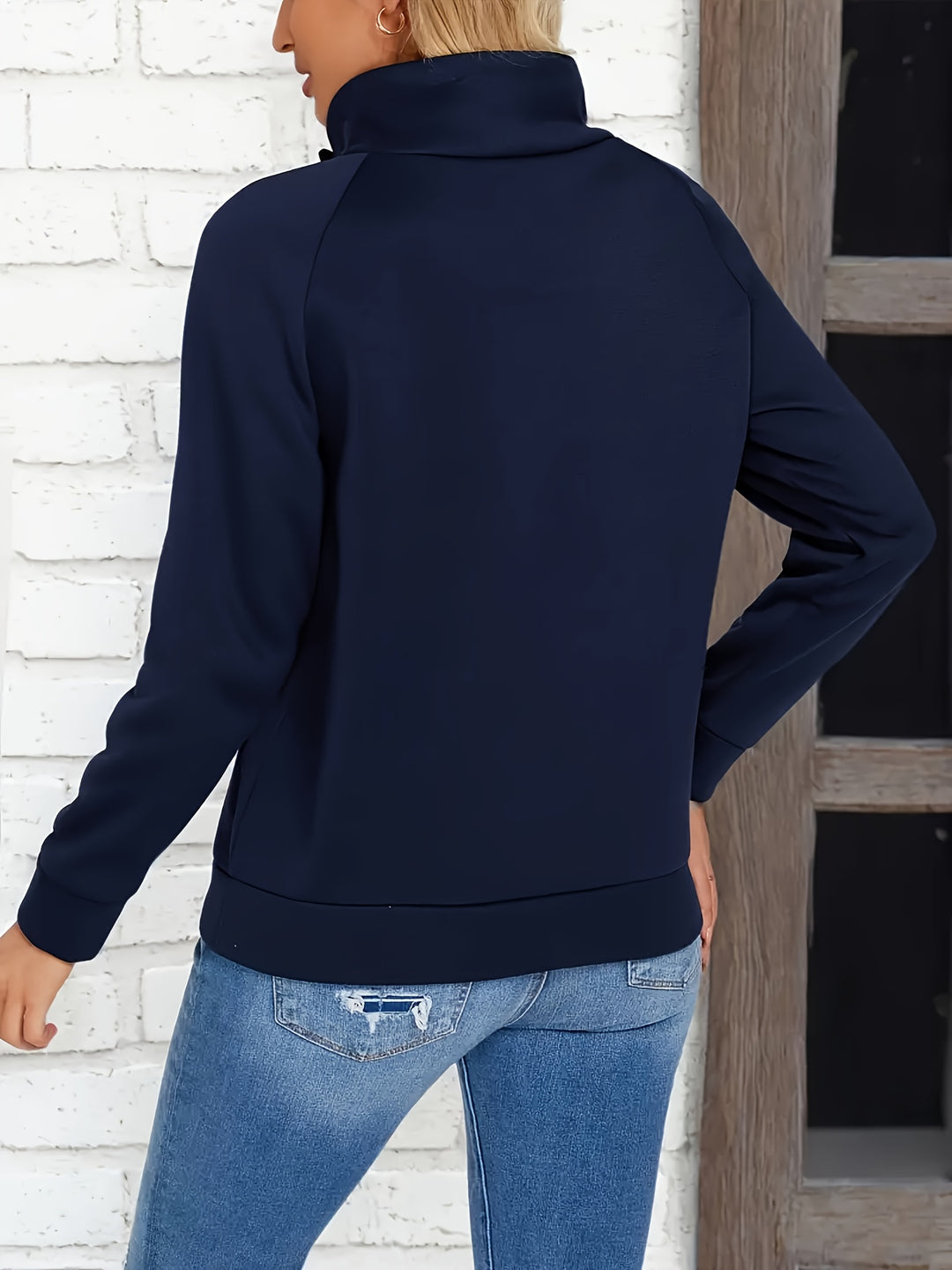 Heidi | Button-Detail Stand Collar Sweatshirt