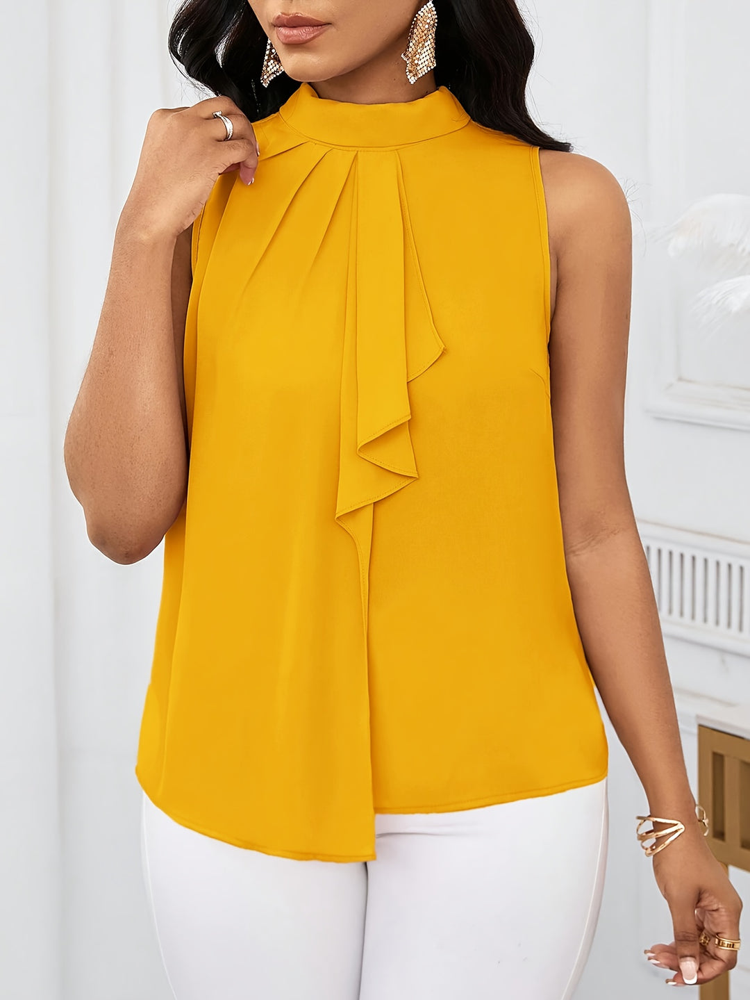 Willa | Bow-Neck Sleeveless Blouse