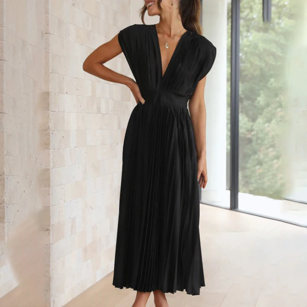 Kimberley | Stylish Sleeveless V-Neck Dress