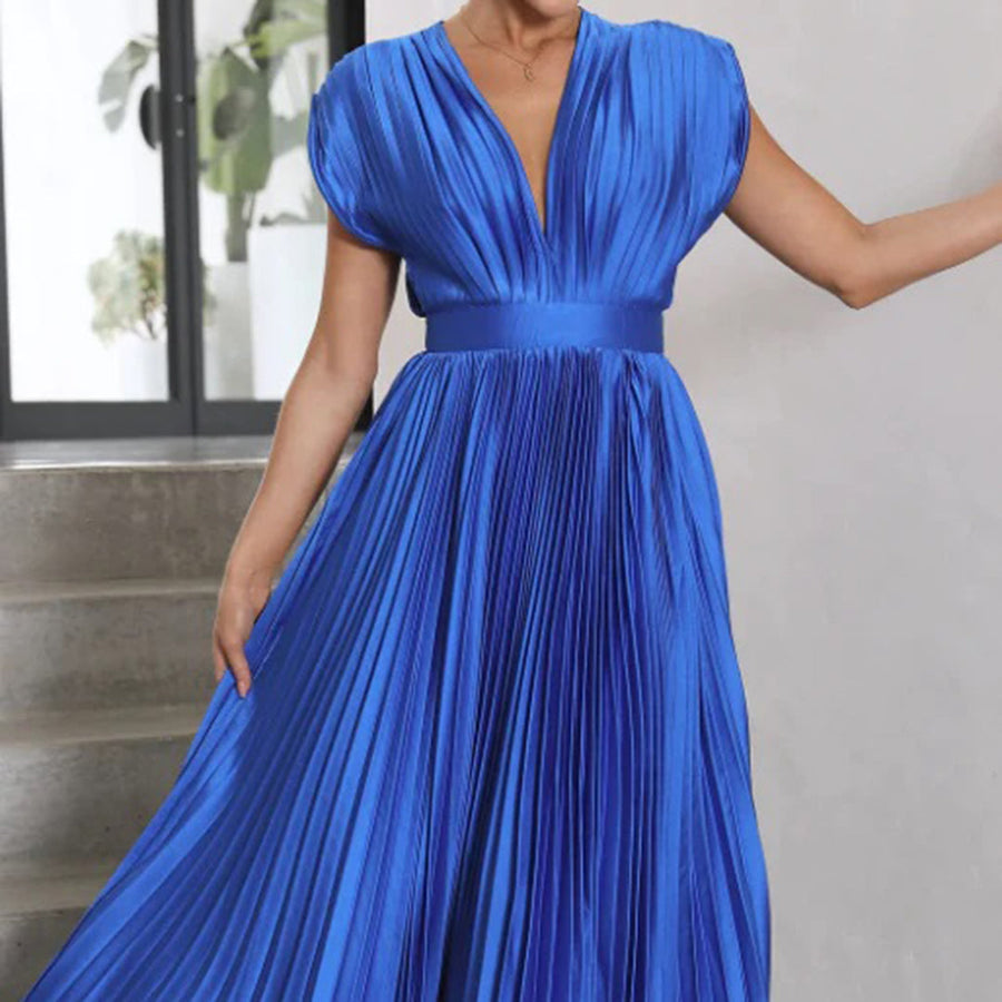 Kimberley | Stylish Sleeveless V-Neck Dress