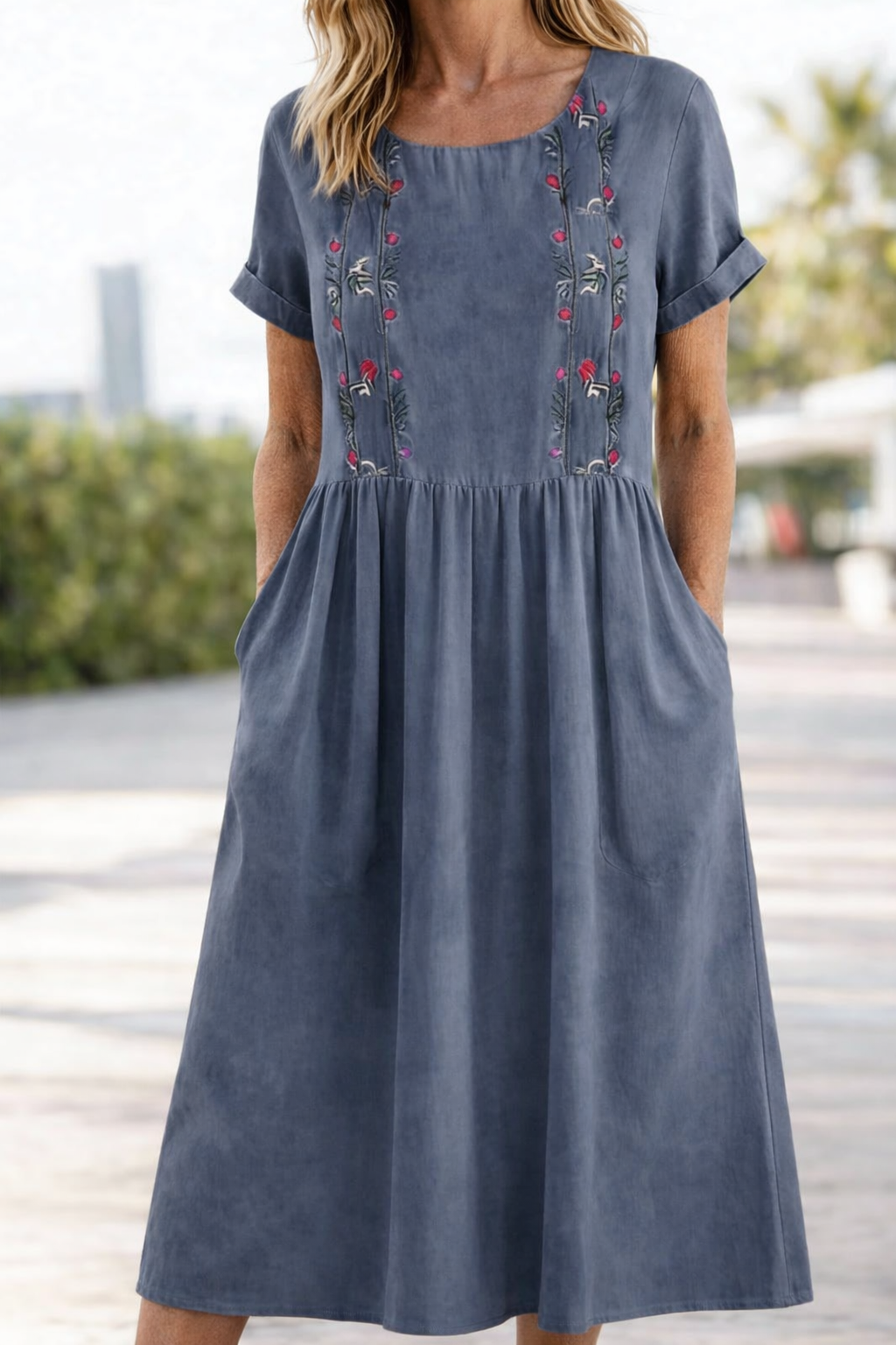 Trixie | Elegant Floral Summer Midi Dress