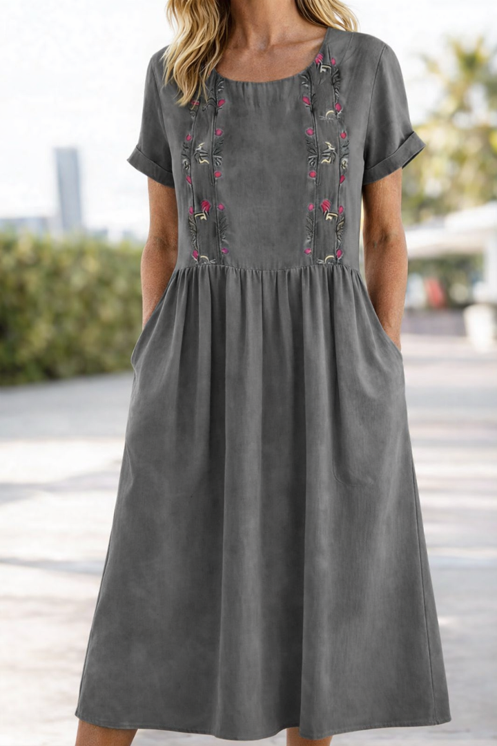 Trixie | Elegant Floral Summer Midi Dress