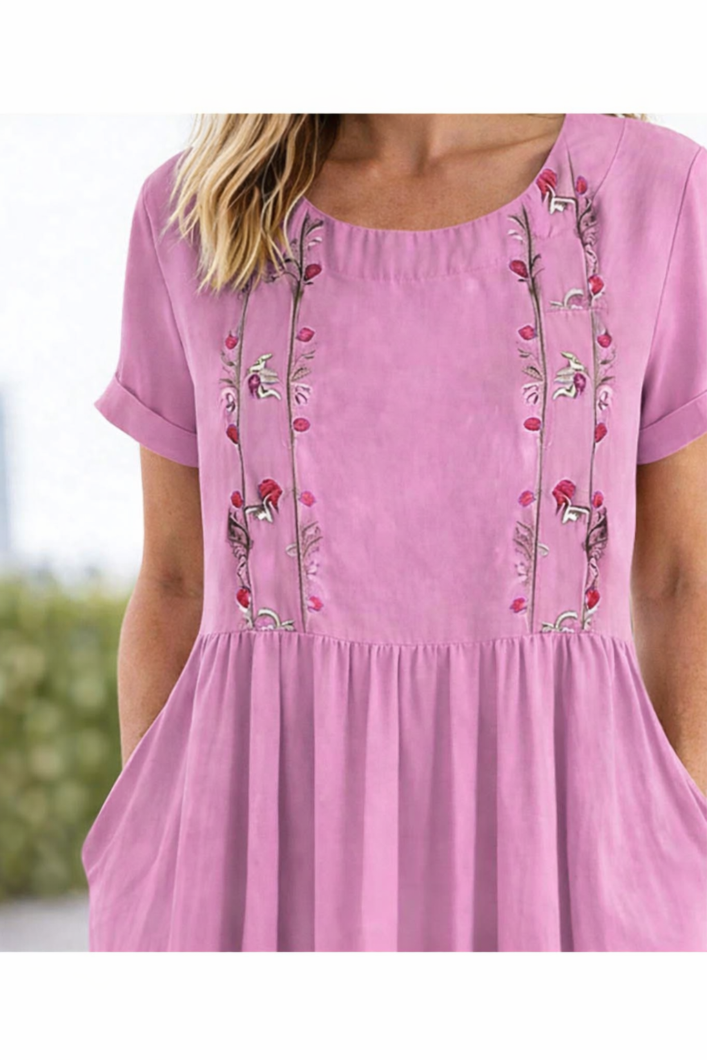 Trixie | Elegant Floral Summer Midi Dress