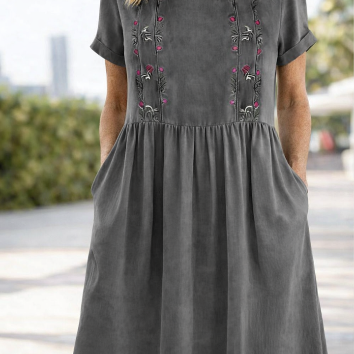 Trixie | Elegant Floral Summer Midi Dress