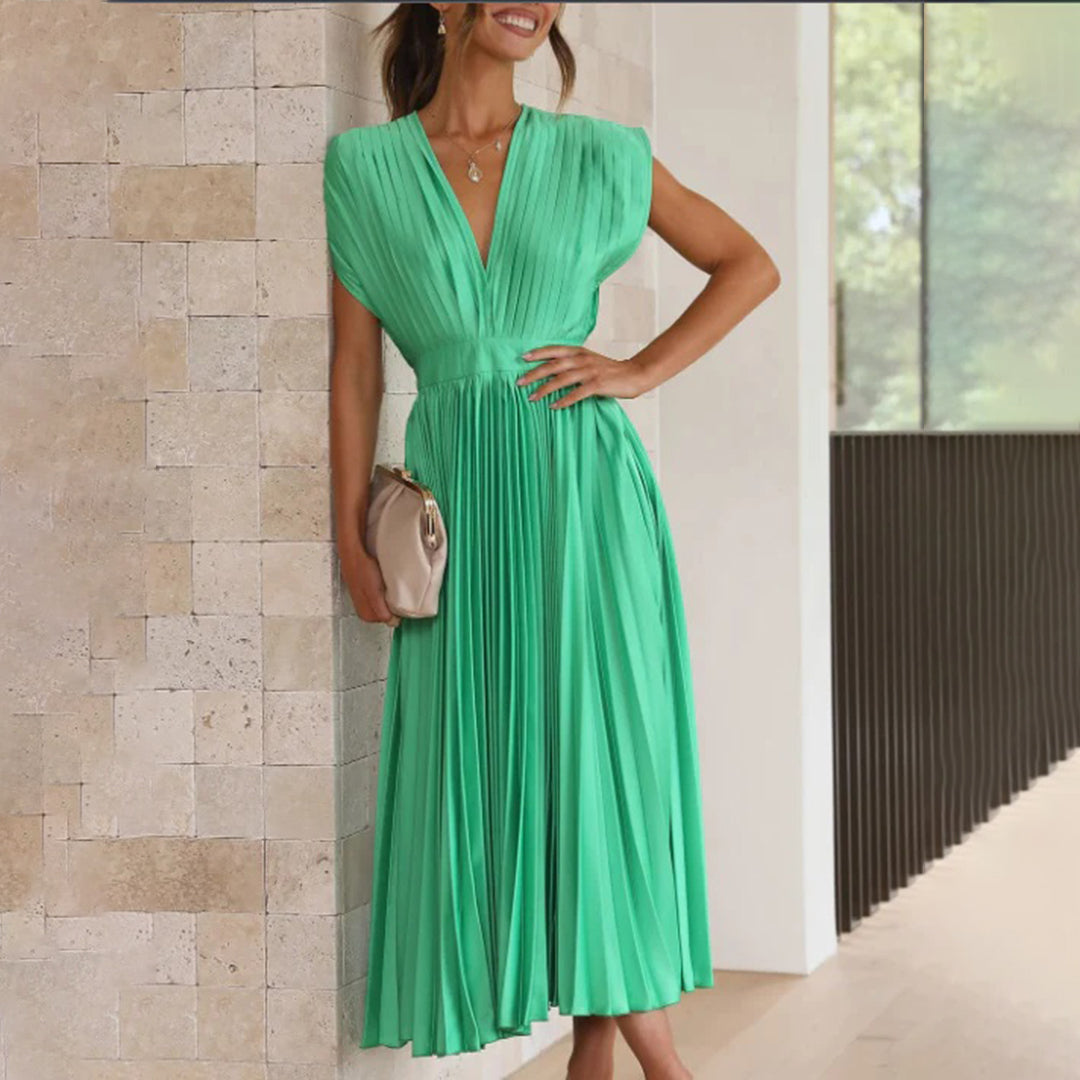 Kimberley | Stylish Sleeveless V-Neck Dress