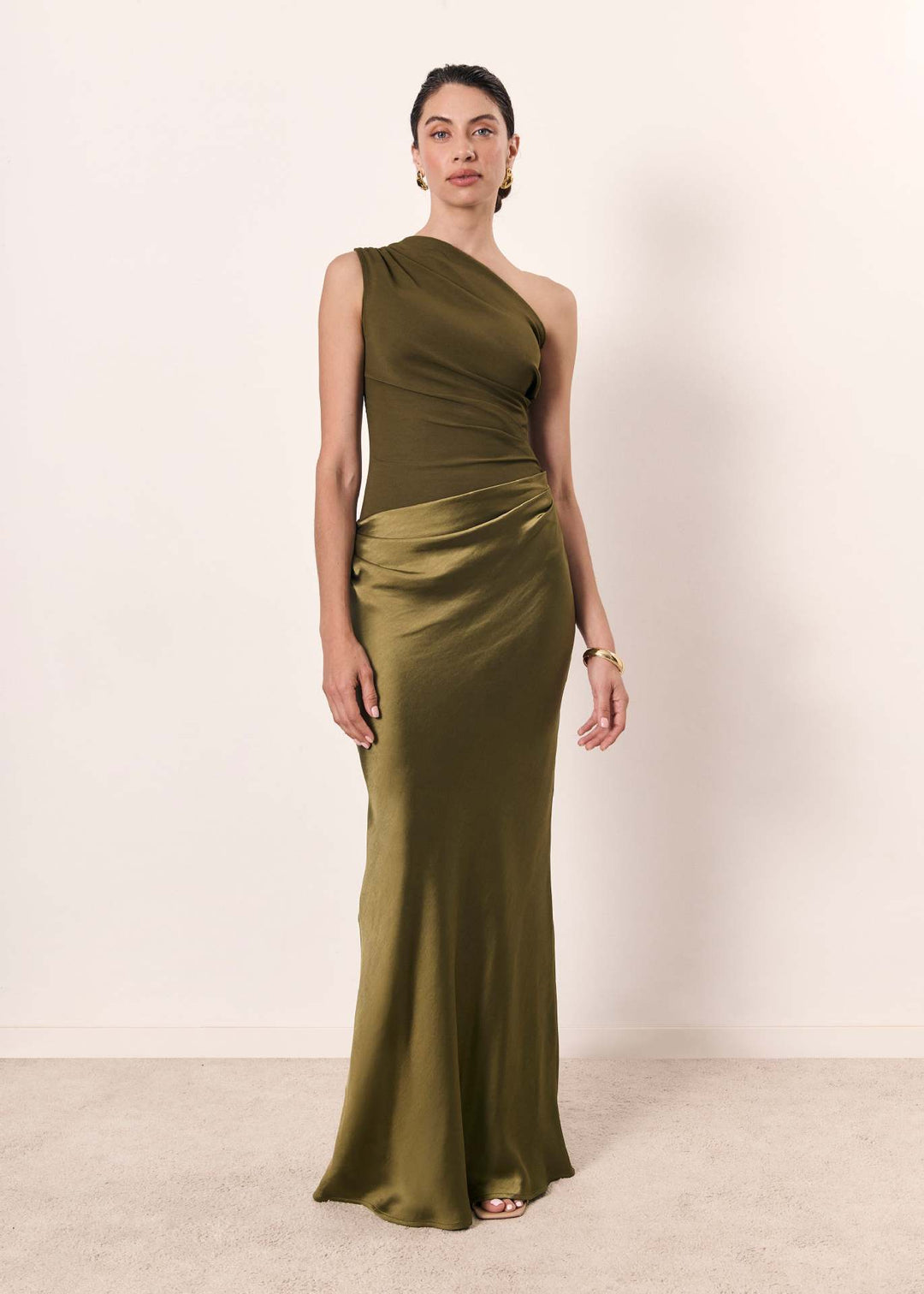 Isabella | Elegant One Sleeve Maxi Dress