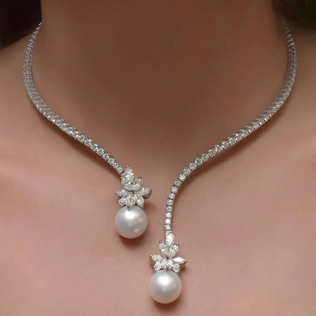 Aveline | Luminous Pearl-Drop Necklace