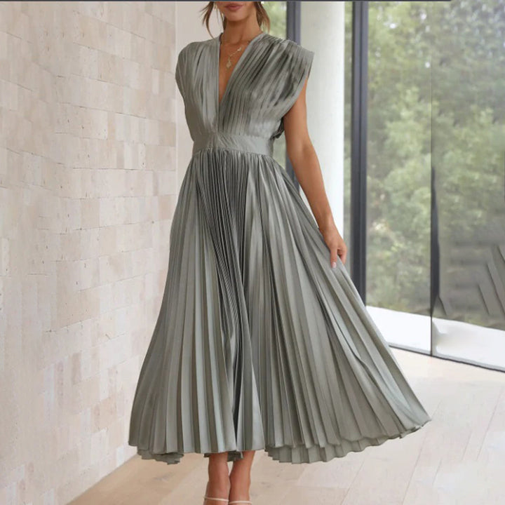 Kimberley | Stylish Sleeveless V-Neck Dress