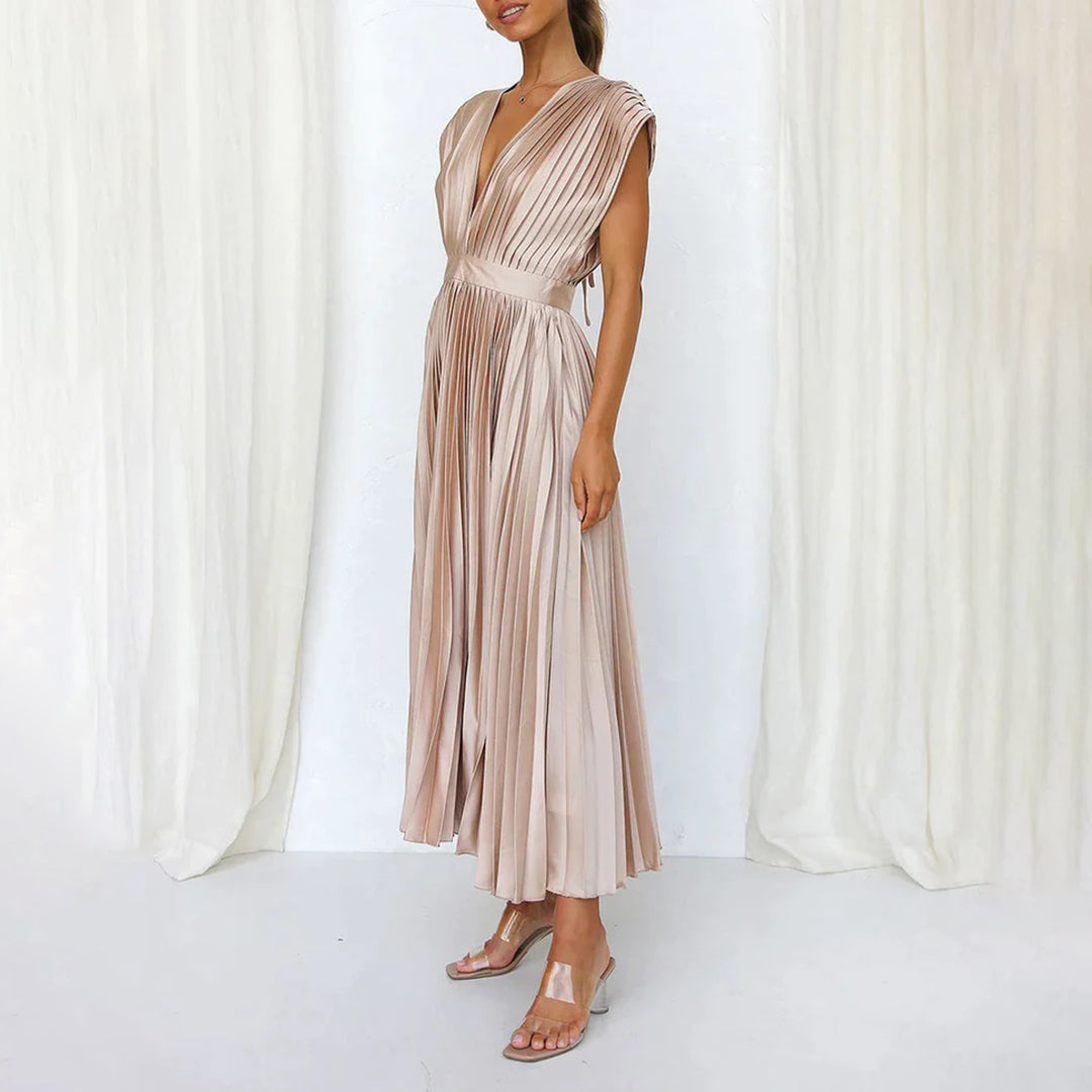 Kimberley | Stylish Sleeveless V-Neck Dress