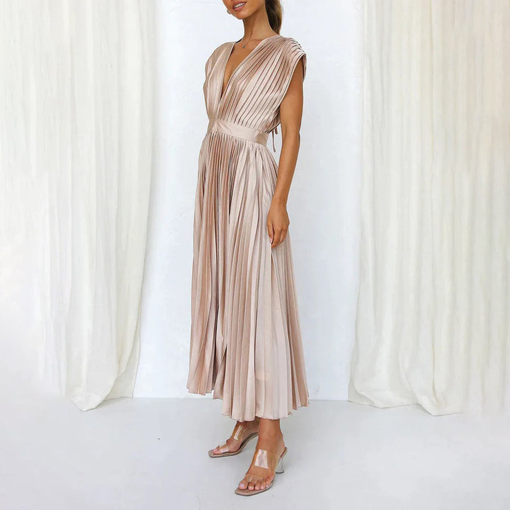 Kimberley | Stylish Sleeveless V-Neck Dress
