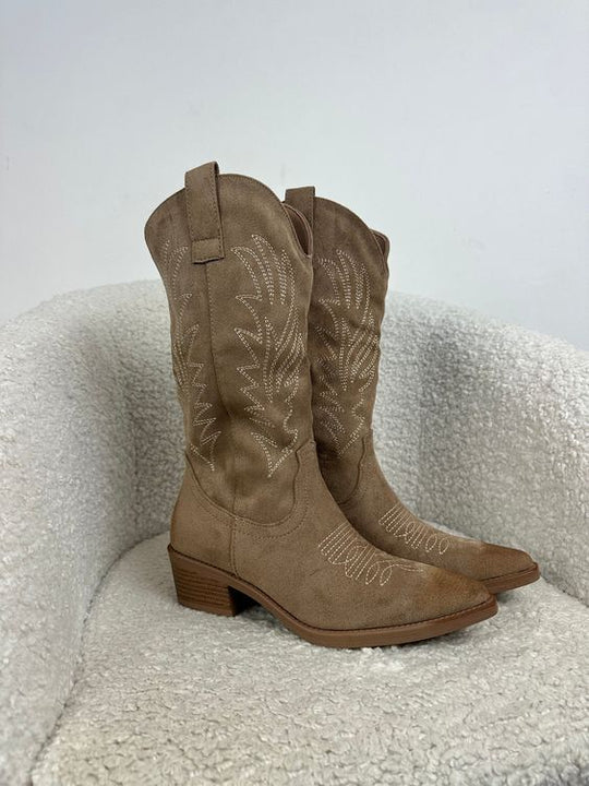 Delia | Western-Inspired Mid-Calf Boots
