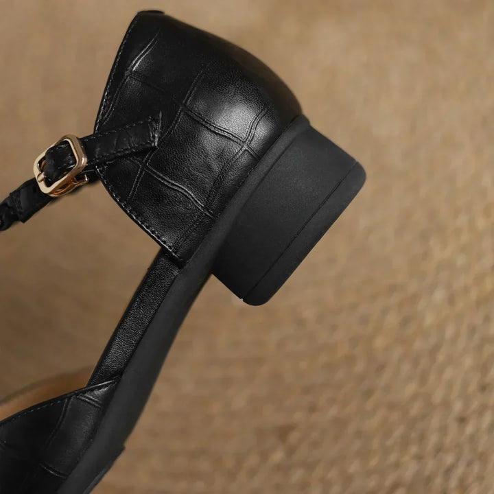 Freya | Classic Strap Shoes