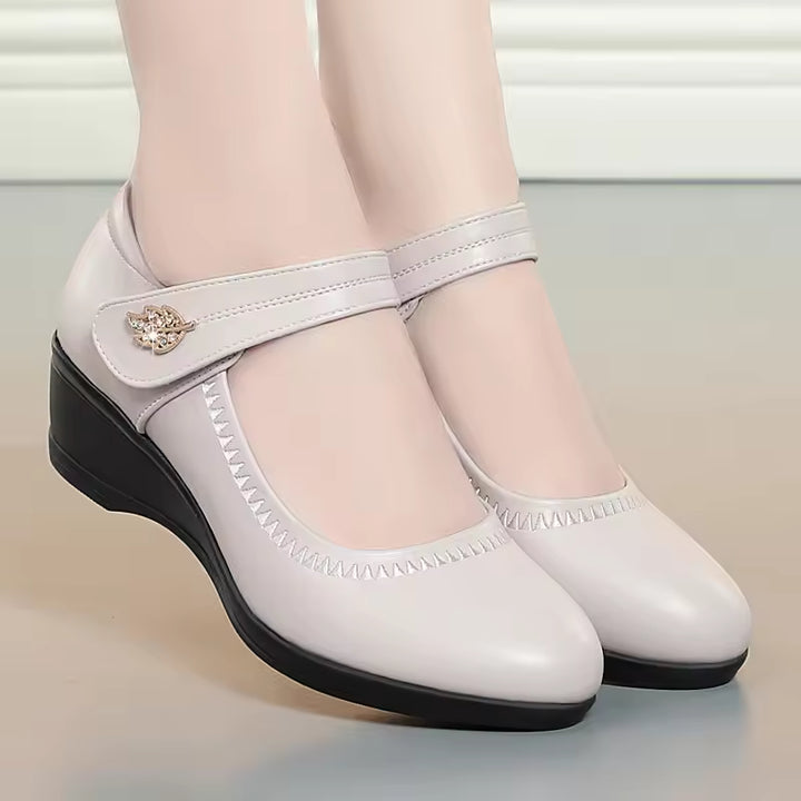 Amelia | Casual Round Toe Soft Leather Shoes