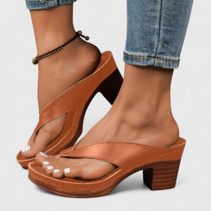 Leanne | Minimalist Block Heel Slide Sandal
