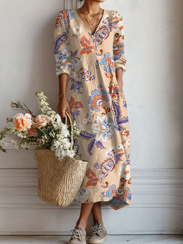 Raven | Classic V-Neck Retro Dress