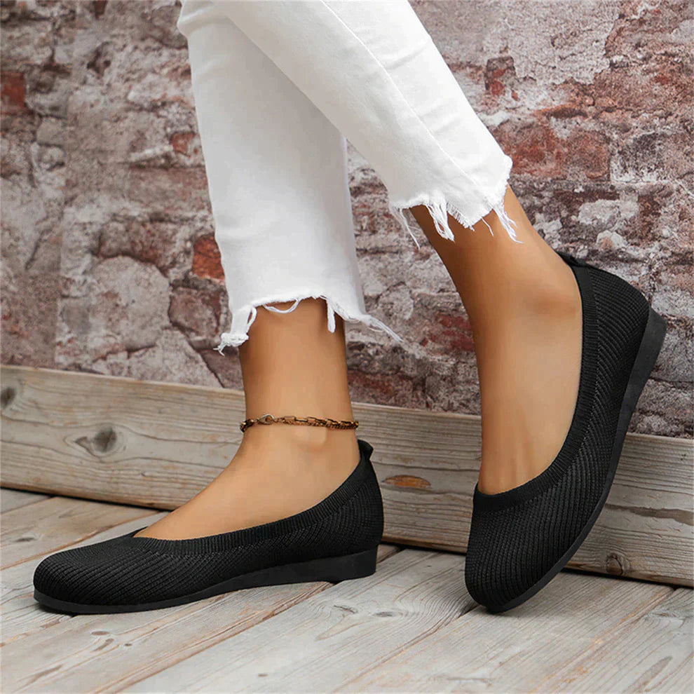 Lina | Classic Woven Slip-On Flats