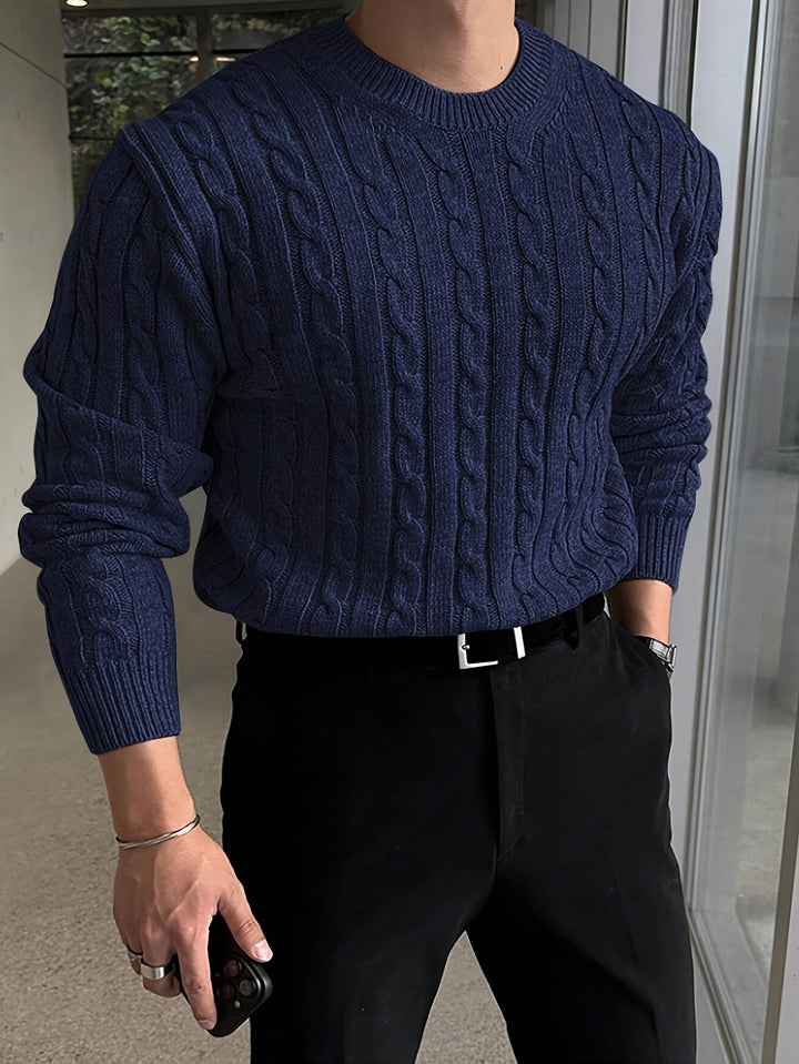 Gareth | Cable-Knit Round Neck Sweater