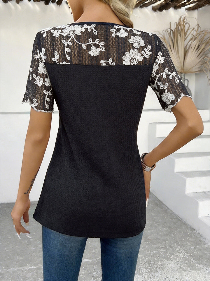 Josie | Lace-Trimmed Button-Detail Tunic