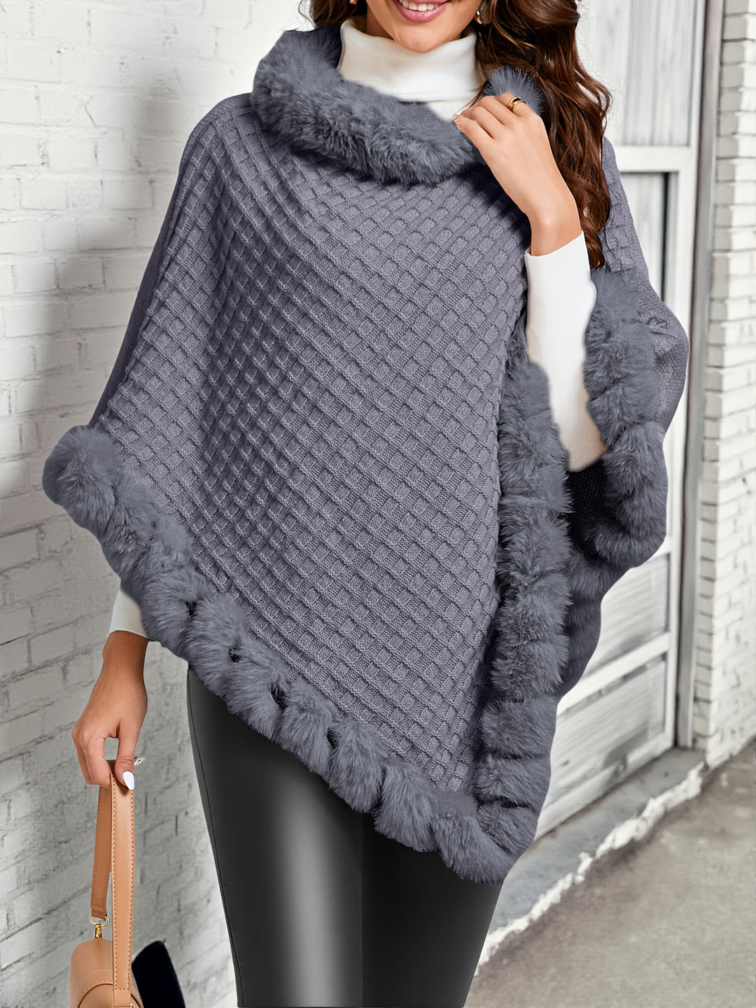 Rosabel | Cosy Fur-Trim Poncho