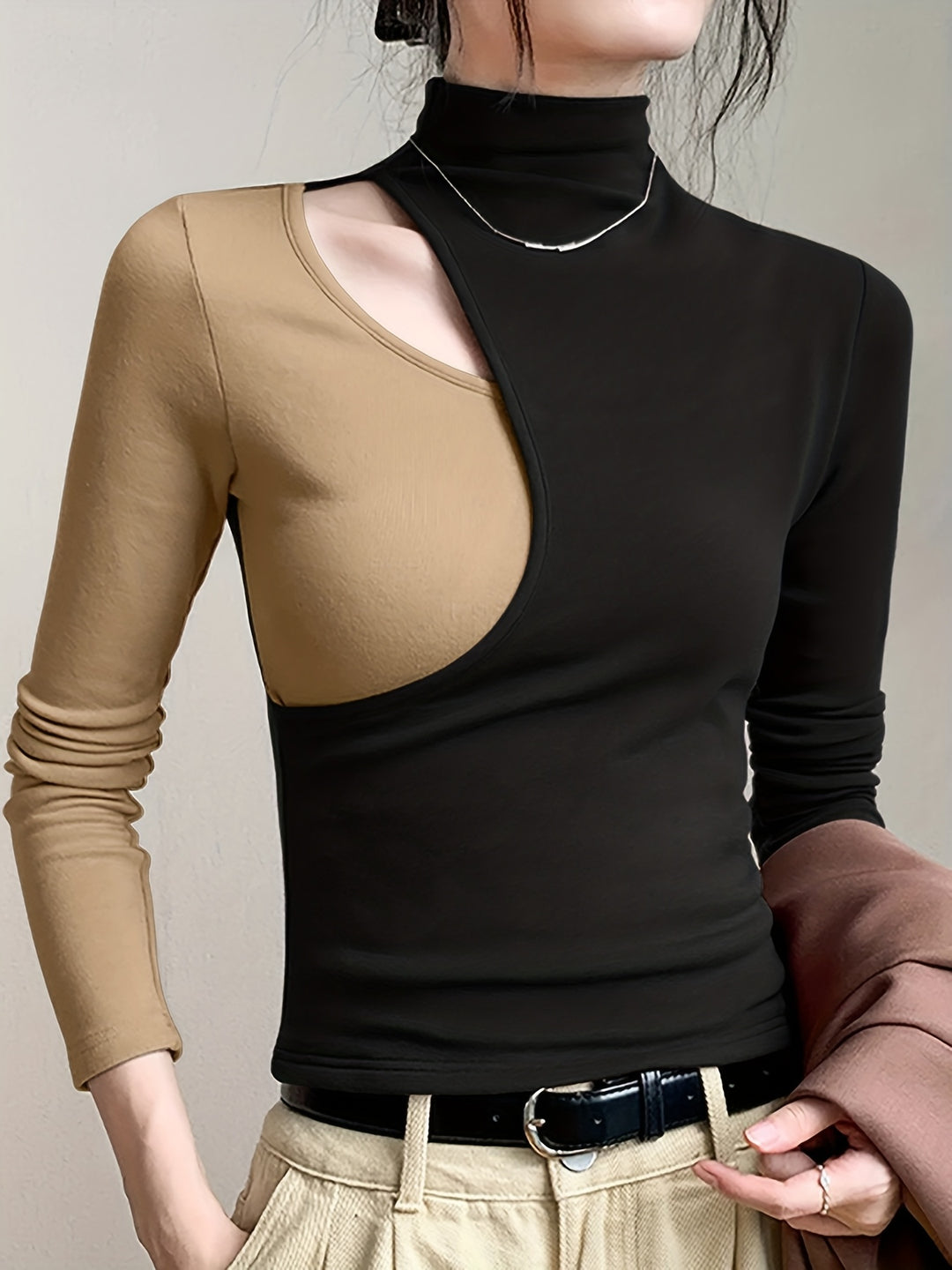 Suzanne | Colour-Block Mock Neck Top