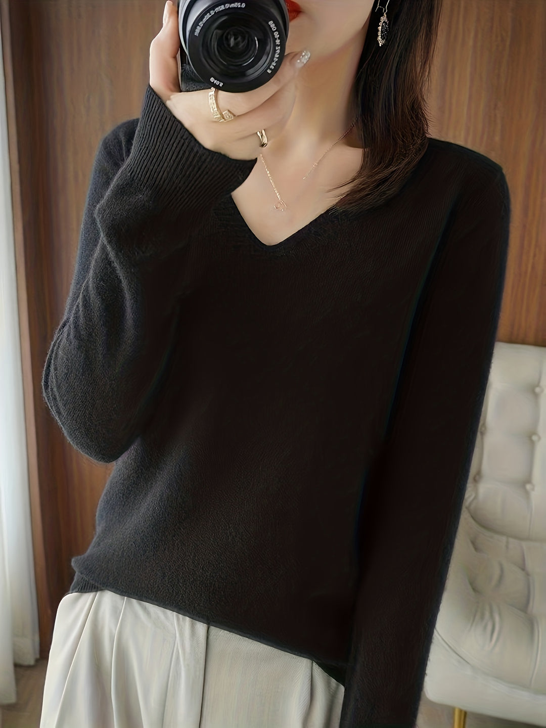 Deborah | Relaxed V-Neck Sweater