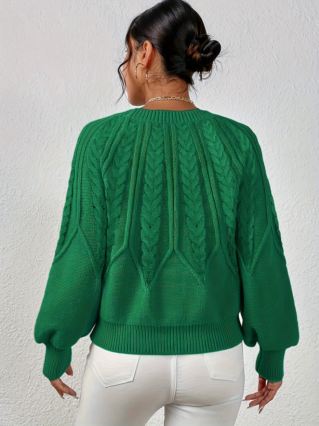 Ophelia | Relaxed Cable-Knit Sweater