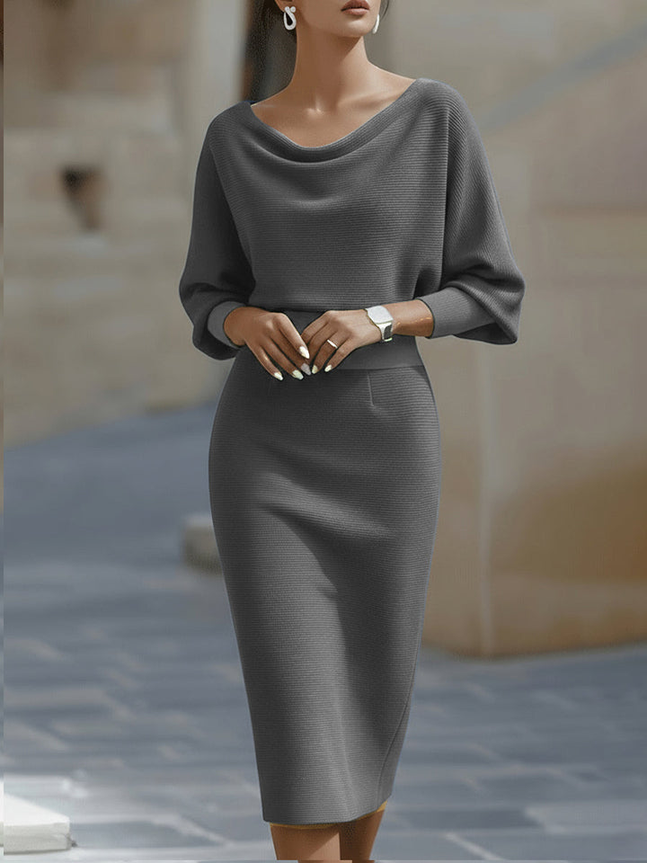 Lydia | Elegant Round Neck Midi Dress